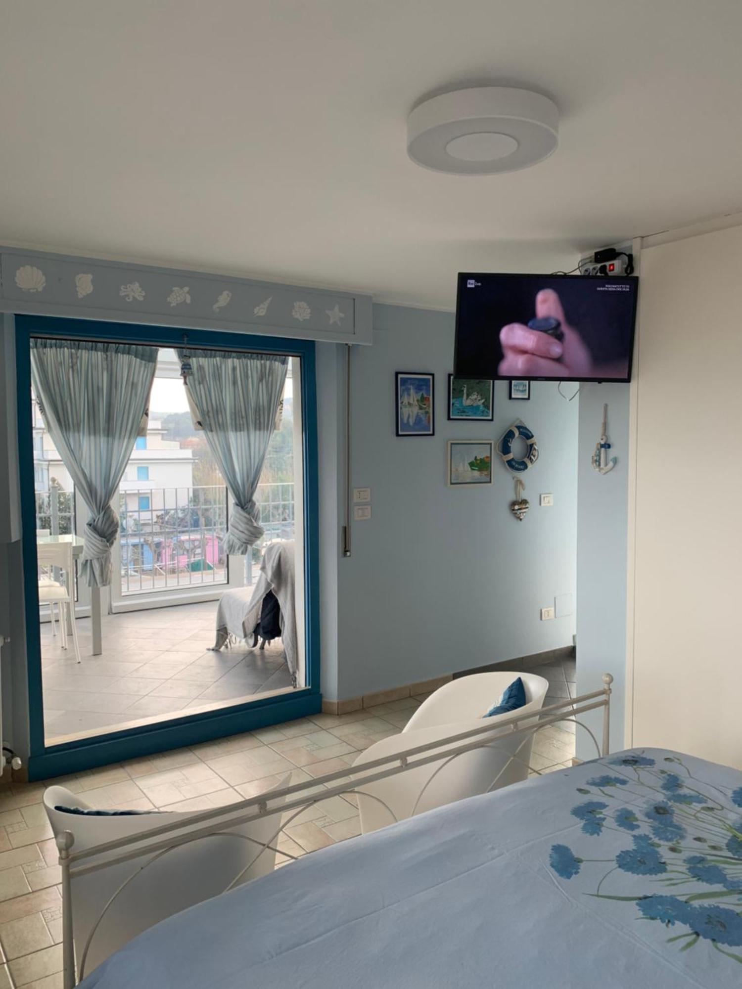 Attico Sul Mare Apartment แฟร์โม ภายนอก รูปภาพ