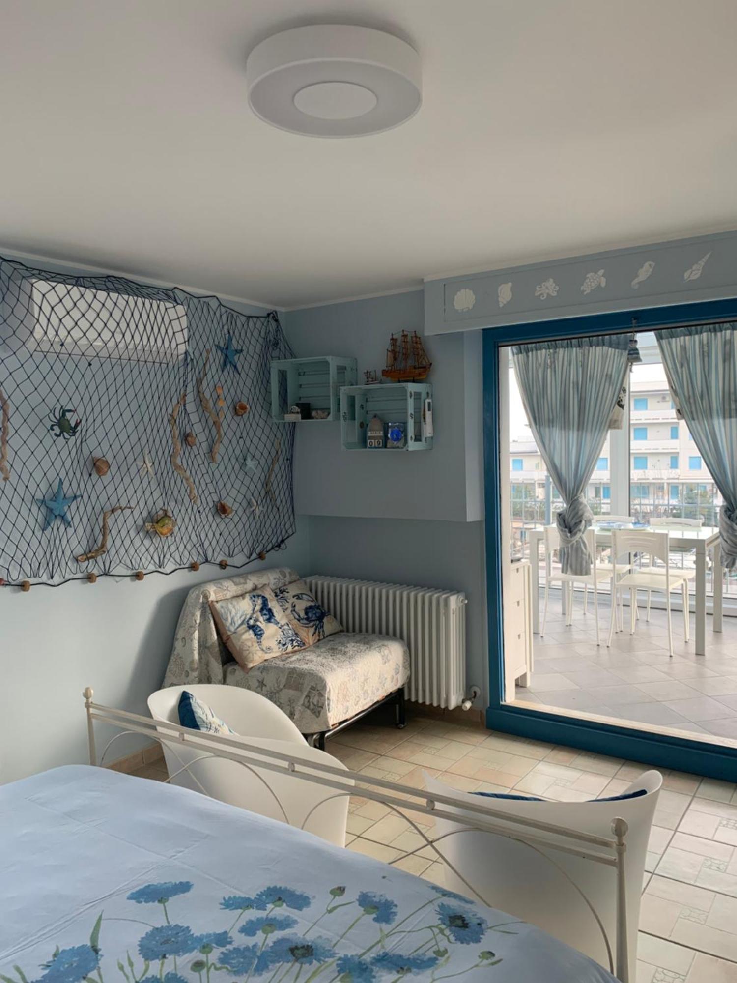 Attico Sul Mare Apartment แฟร์โม ภายนอก รูปภาพ