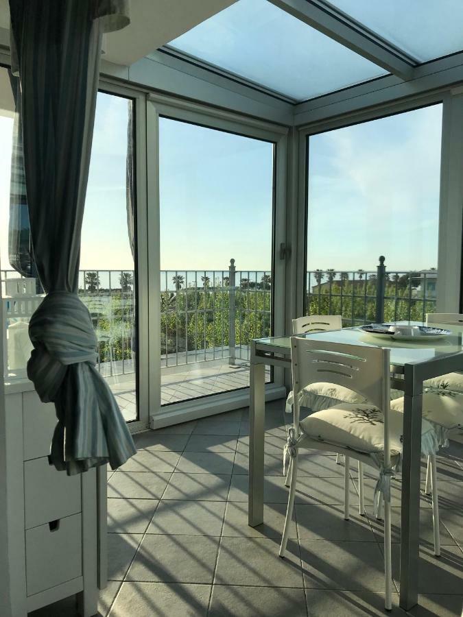 Attico Sul Mare Apartment แฟร์โม ภายนอก รูปภาพ